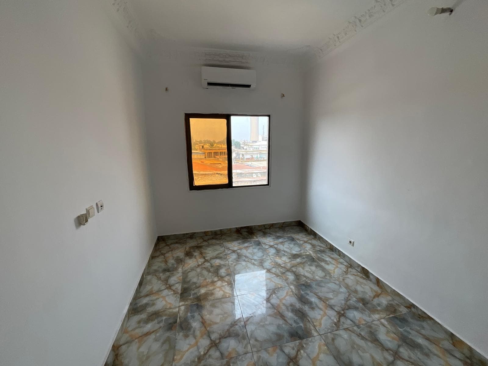 Maison à Poto-Poto